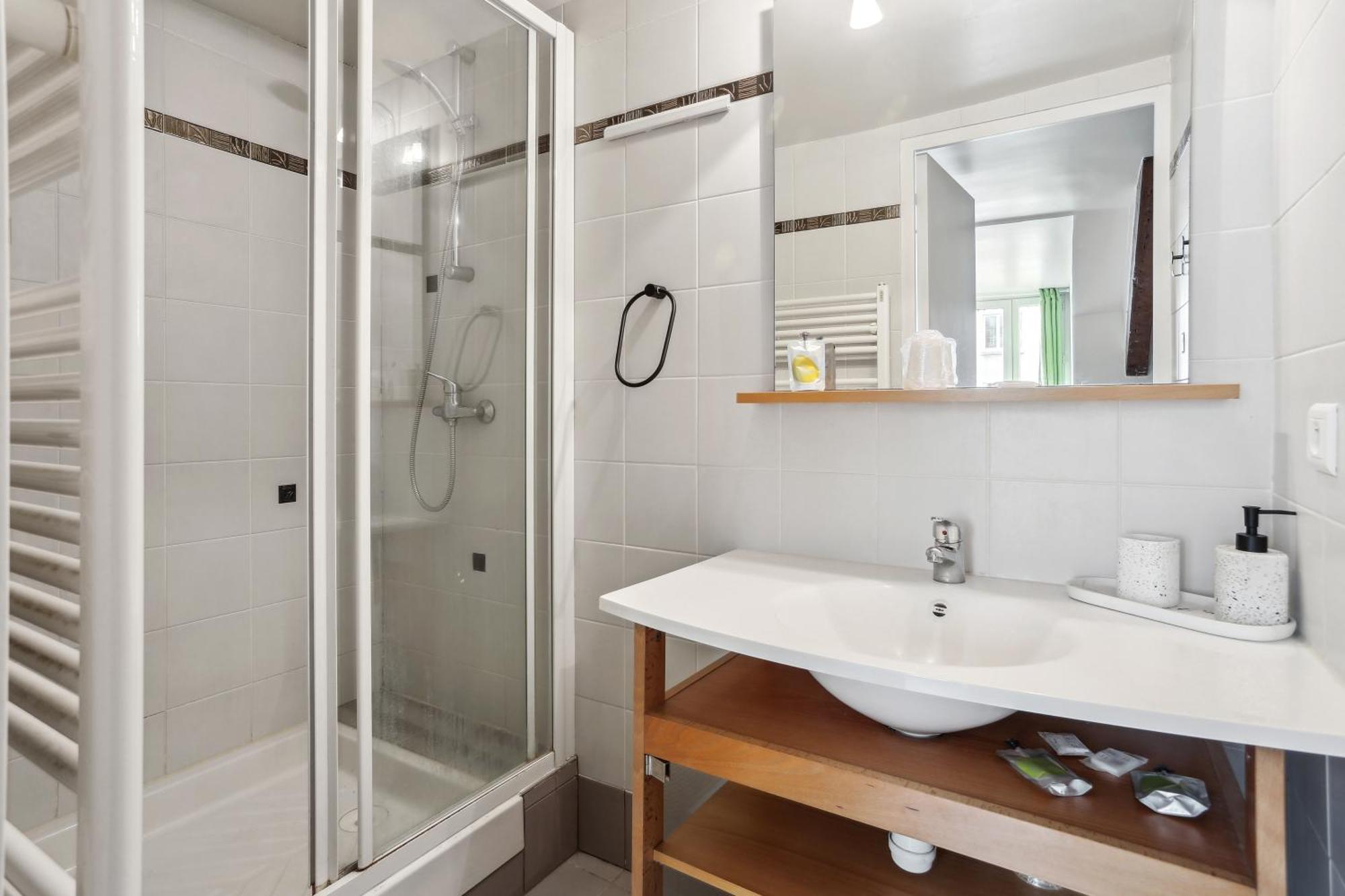 Hotel Robespierre Ex Ideal Hotel Paris - Montreuil 蒙特勒伊 外观 照片